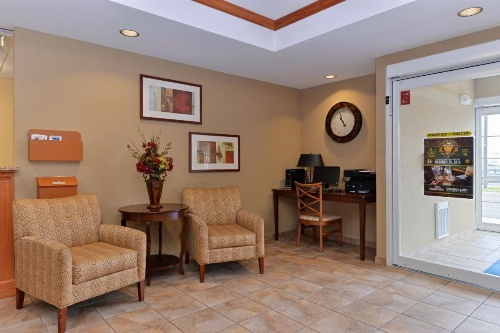 Candlewood Suites Elmira Horseheads image 7